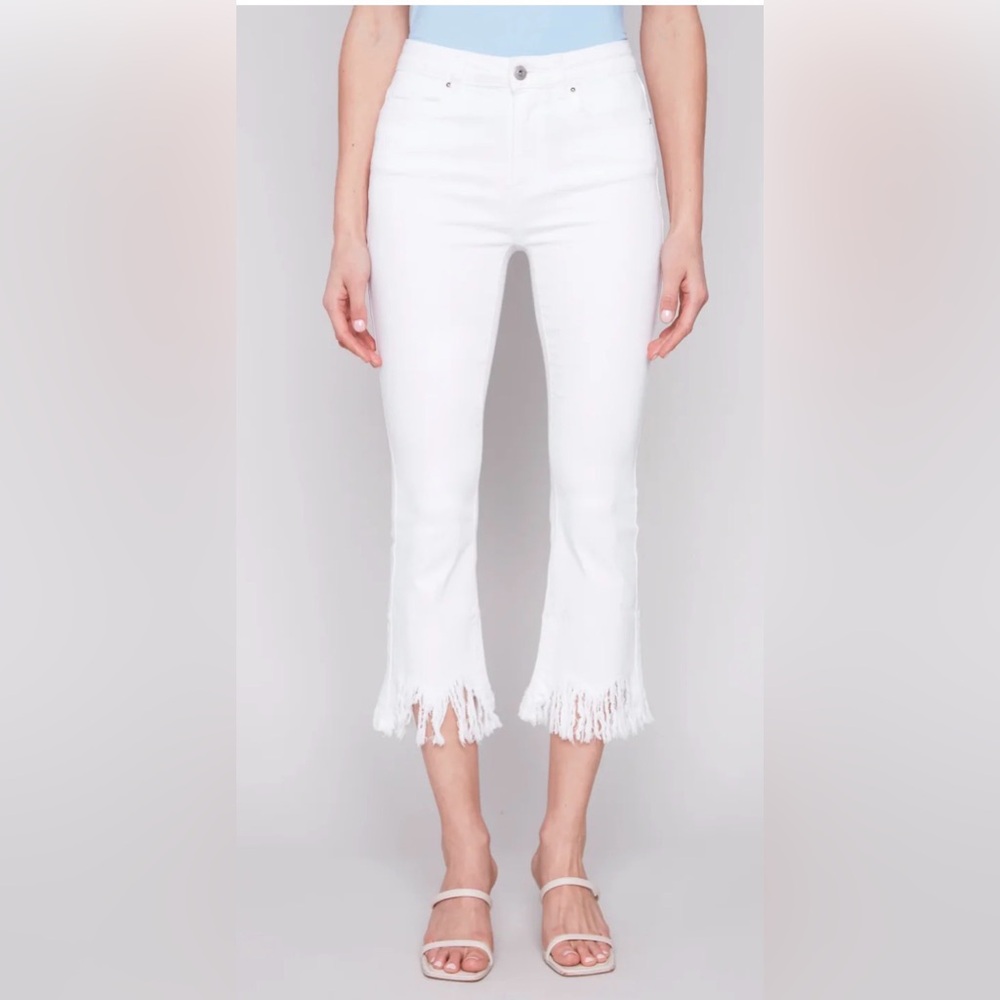 VENUS FRINGE WHITE JEANS SIZE 6